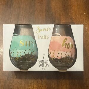 Soirée His & Hers Set of 2 Stemless Wine Glasses   15 Oz New